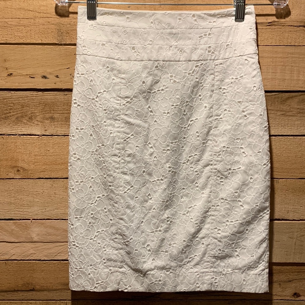 H&M White Eyelet Pencil Skirt size 4